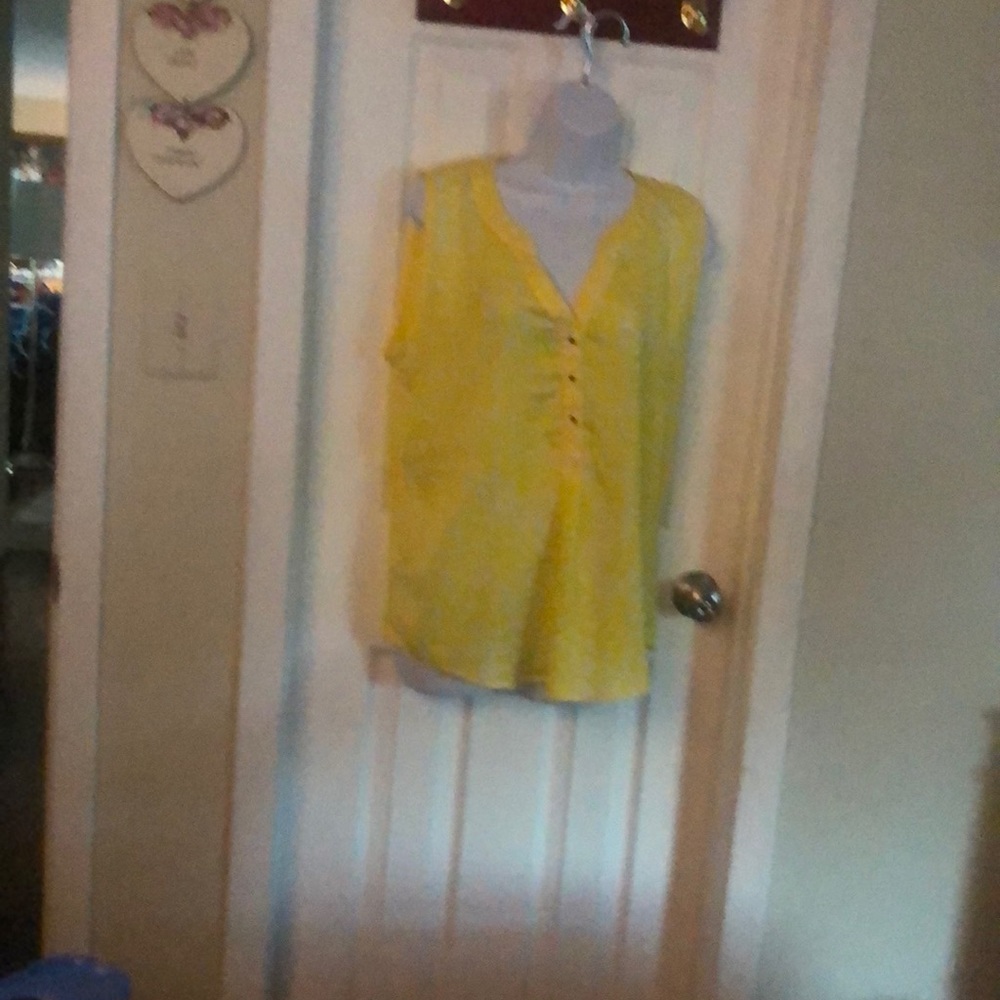 Women’s sleeveless summer shirt